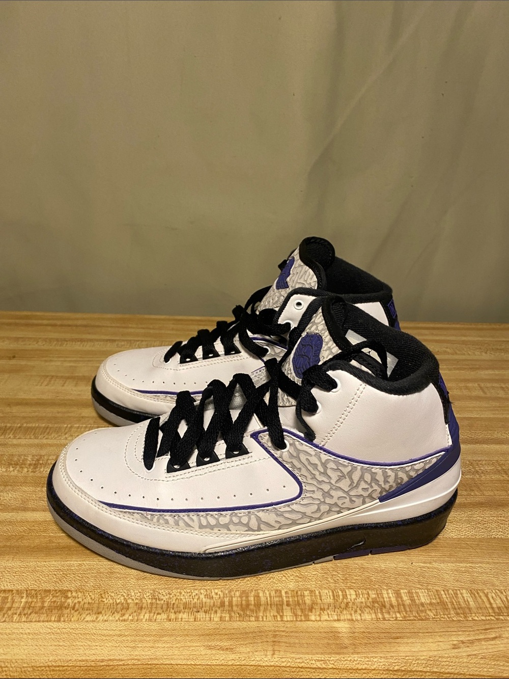 Jordan 2 Retro Dark Concord White/ Wolf Grey Basketball  Shoes 395718-153 - 5.5Y